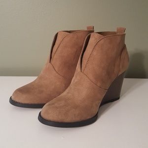 David Aaron Tan/Sand Booties - New/Never Worn